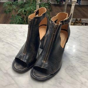 Bed Stu Peep Toe Ankle Buckle Distressed Black Brown Size 8